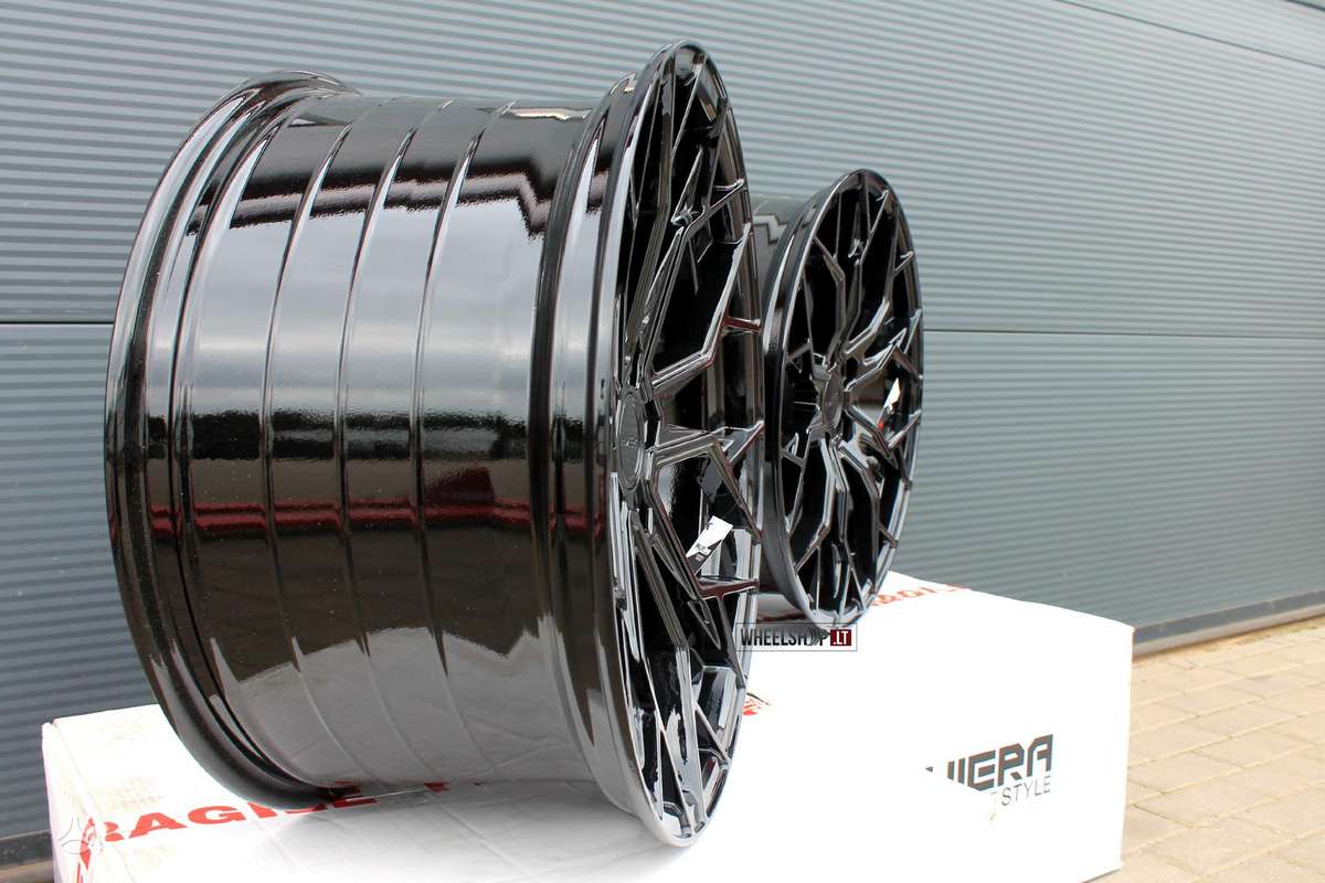 RIVIERA RF5 Gloss Black Flow Formed, легкосплавные , R22