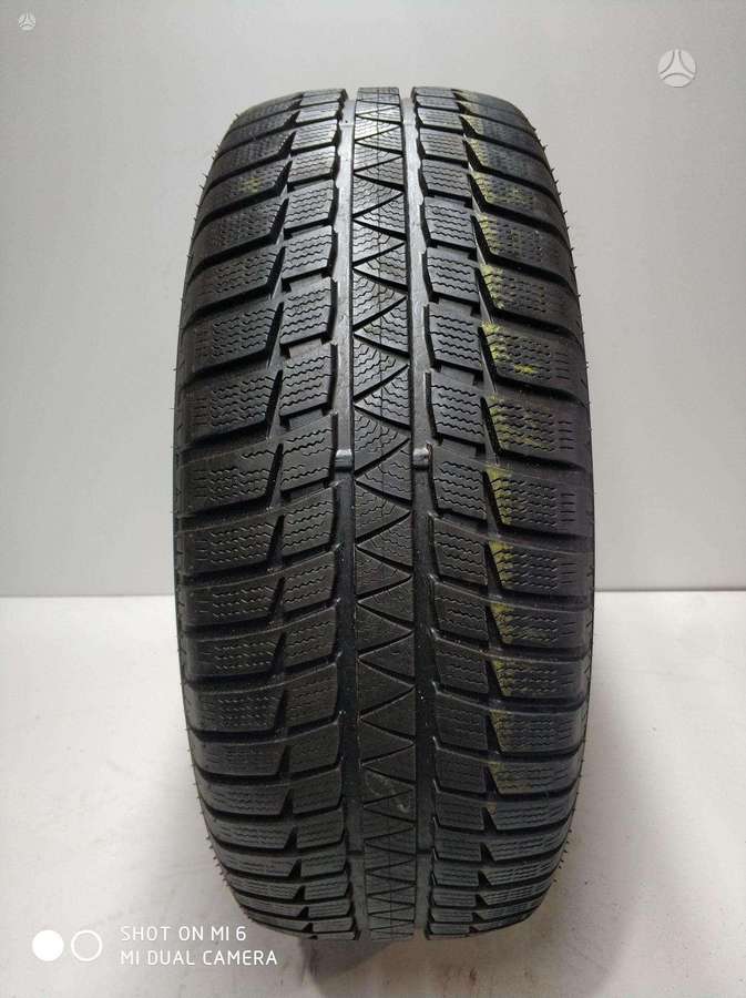 Falken HS 449, winter 235/60 R16