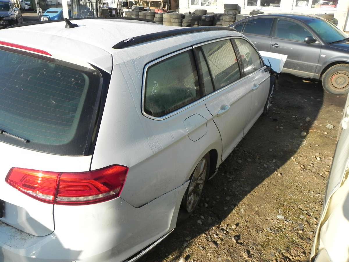 Volkswagen Passat for parts