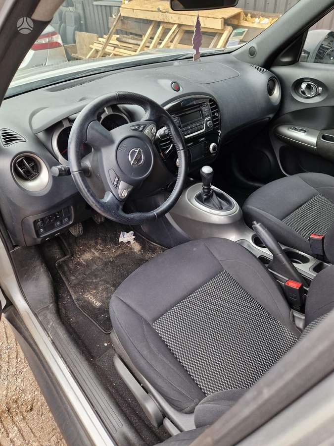 Nissan Juke dalimis