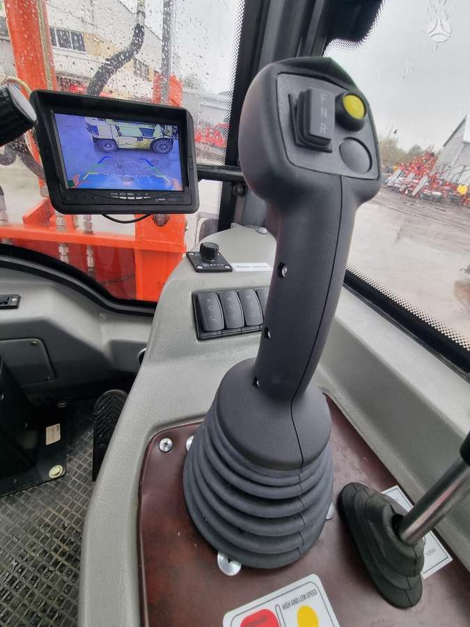 EVERUN ER12, self-propelled loaders