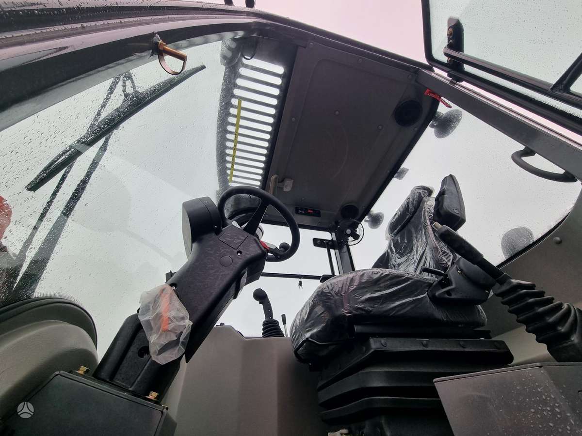 EVERUN ER416, self-propelled loaders