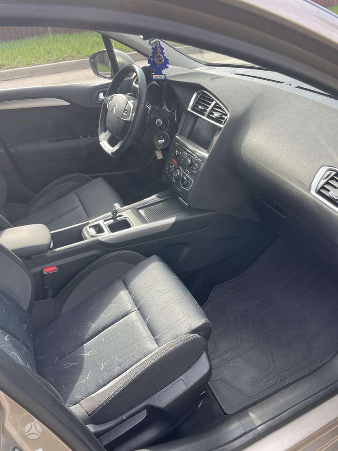 Citroen C4, 1.6 l., hečbekas