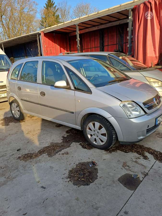 Opel Meriva по частям