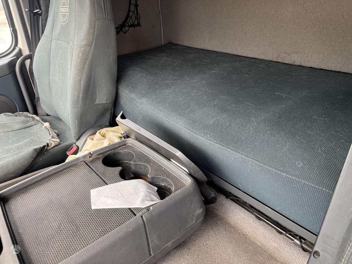 Volvo FM13.330, шасси