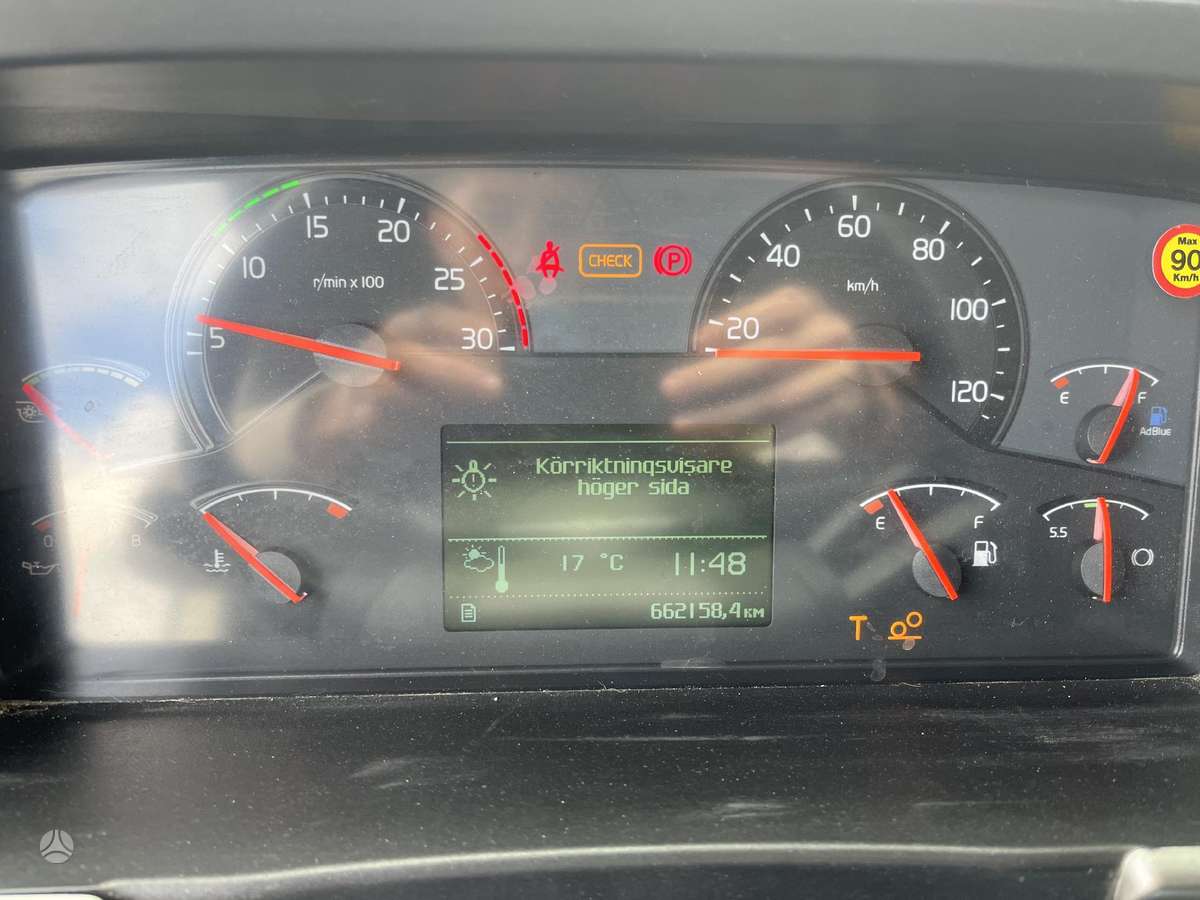 Volvo FM13.330, шасси