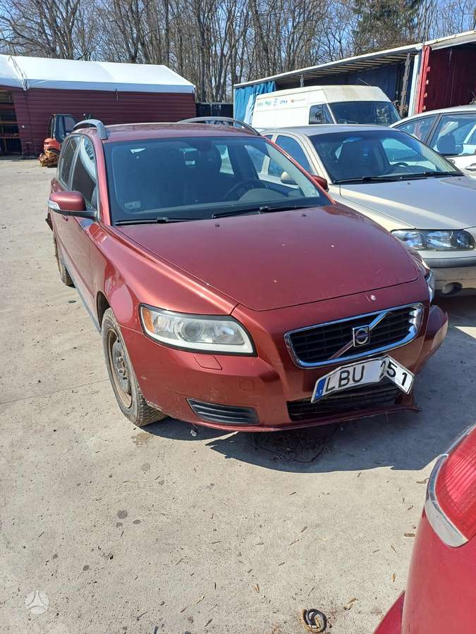 Volvo V50 dalimis