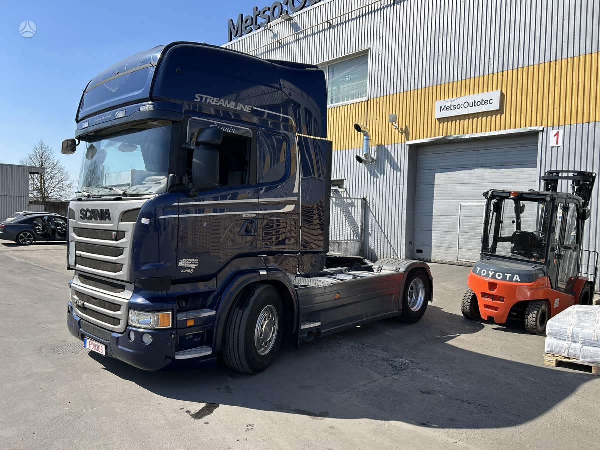 Scania R450, double sleeper