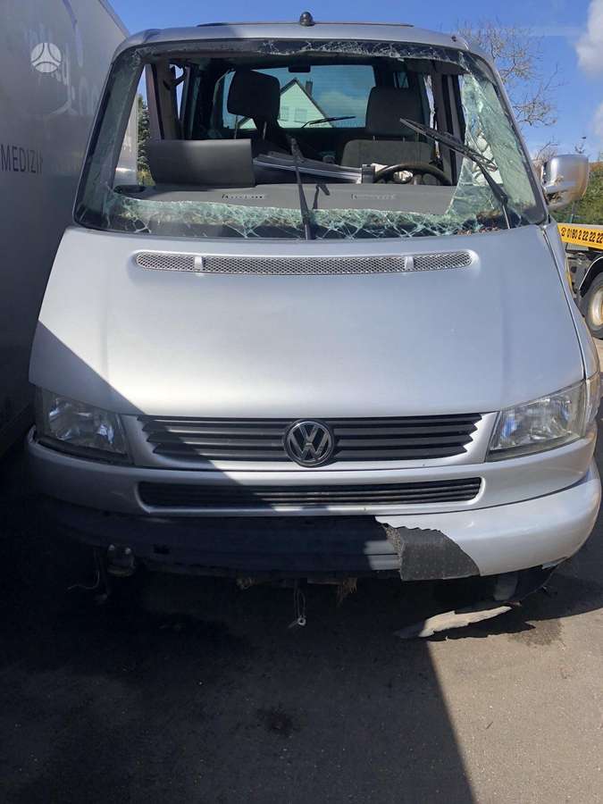 Volkswagen Multivan, пассажирские микроавтобусы