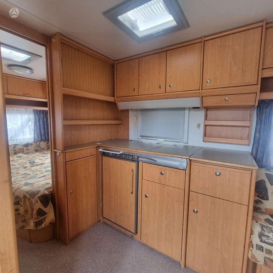 Adria Unica/Knaus, кемперы