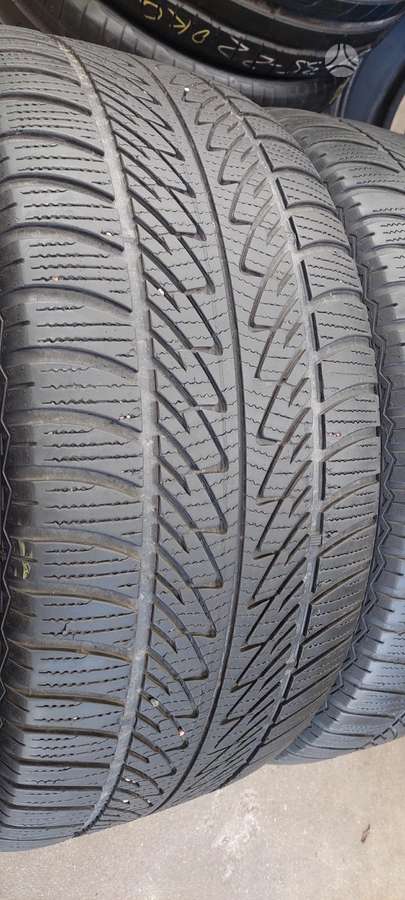Goodyear, зимние 285/45 R20