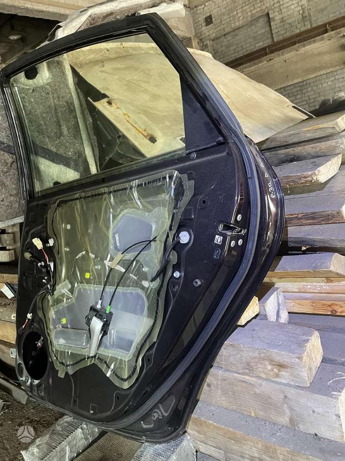 Toyota Prius по частям