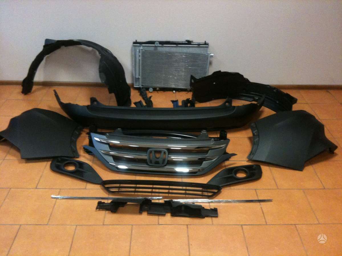 Honda CR-V kėbulo dalys