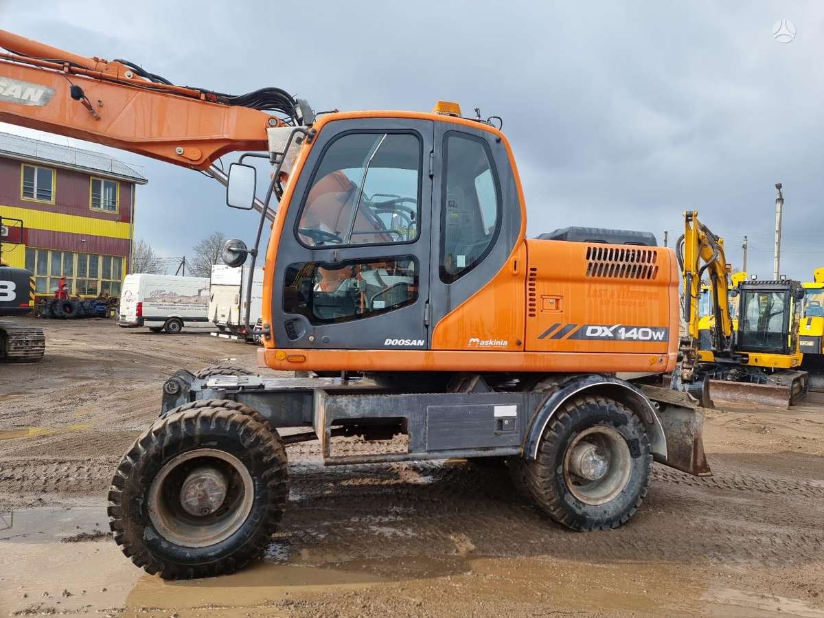 Doosan DX 140W ROTOTILT, экскаваторы