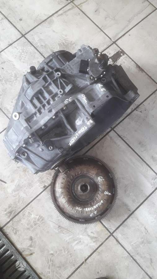 Volkswagen Transporter ātrumkārba