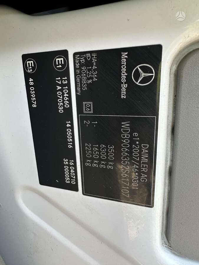 Mercedes-Benz Sprinter