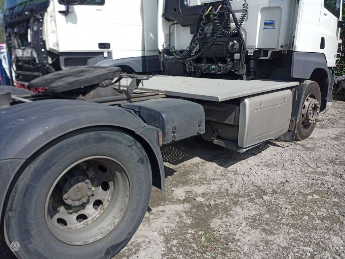 DAF CF410 FT, vilkikai