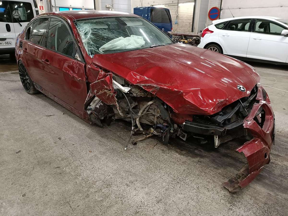 BMW 325 for parts