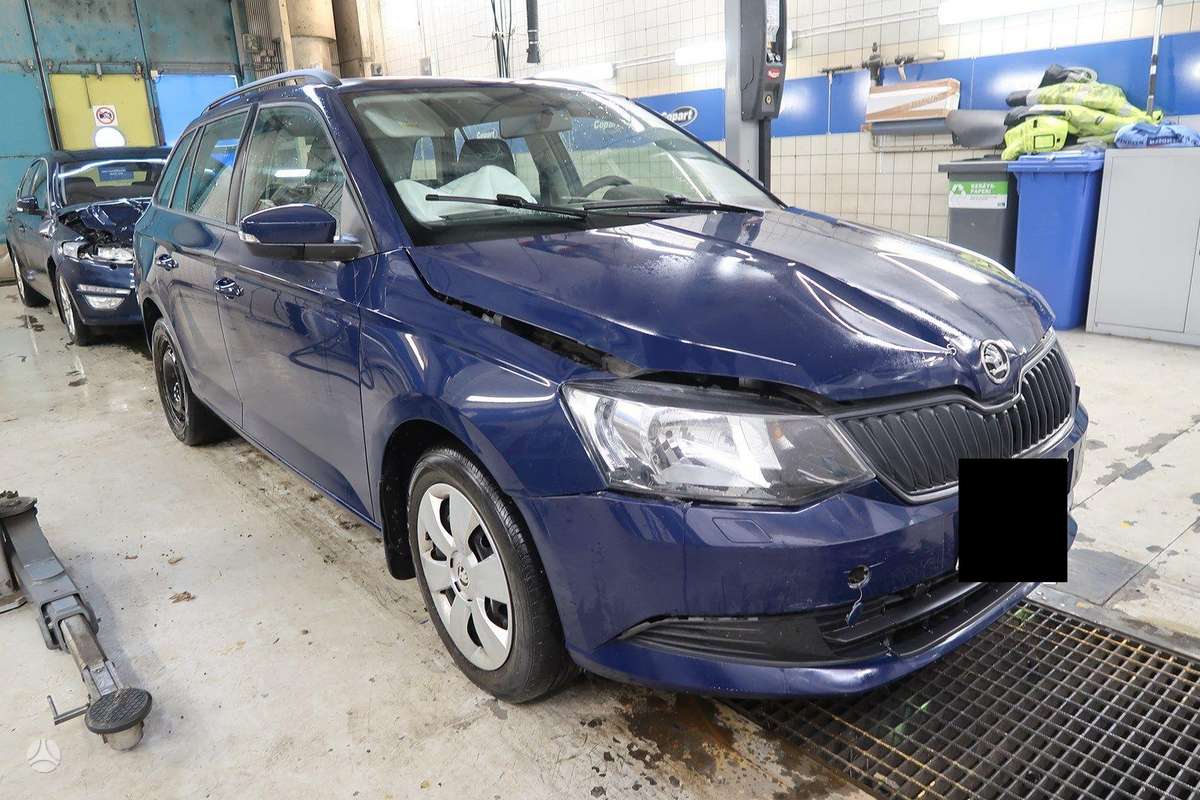 Skoda Fabia по частям