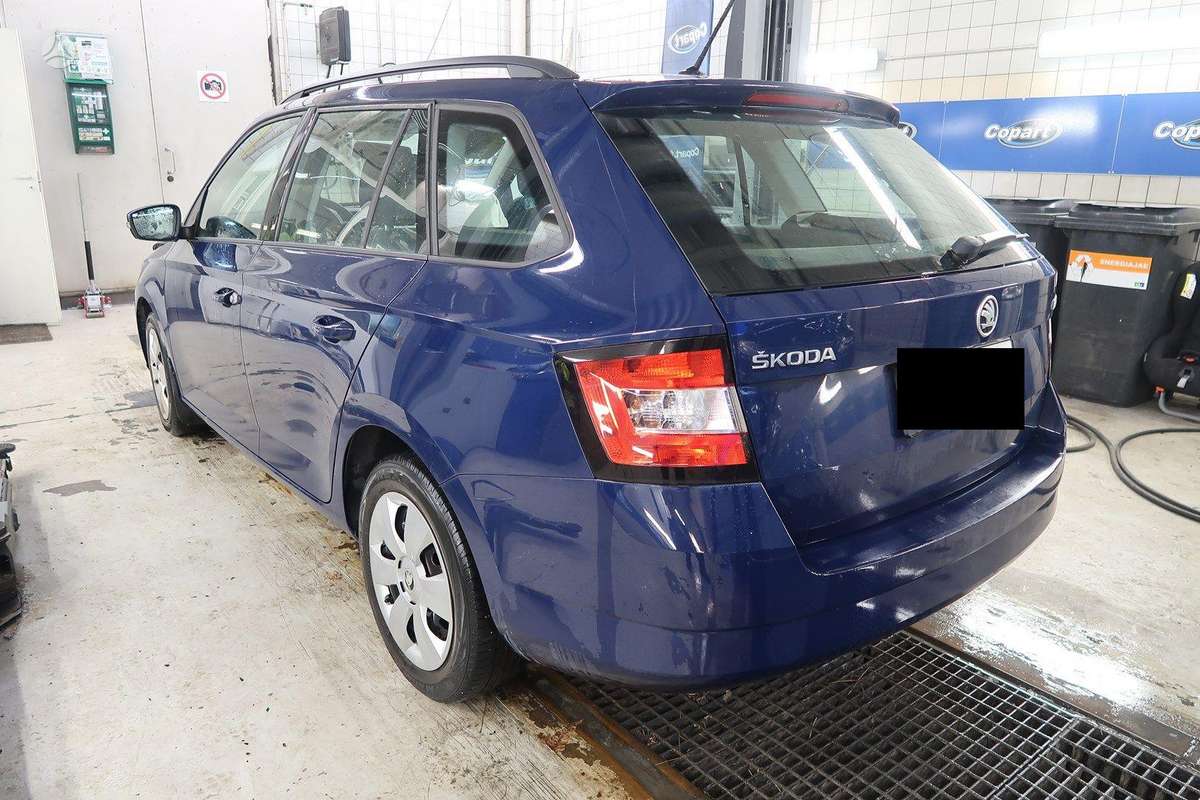 Skoda Fabia по частям