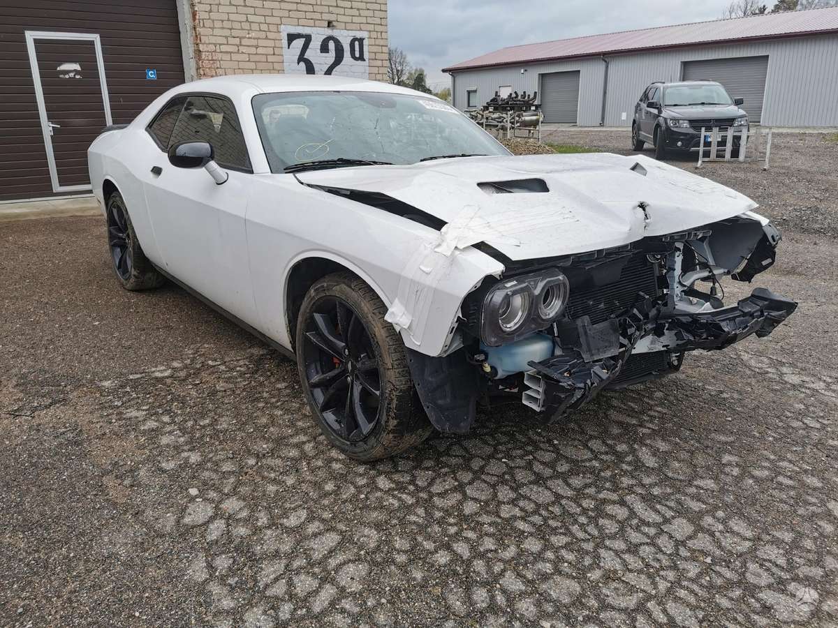 Dodge Challenger