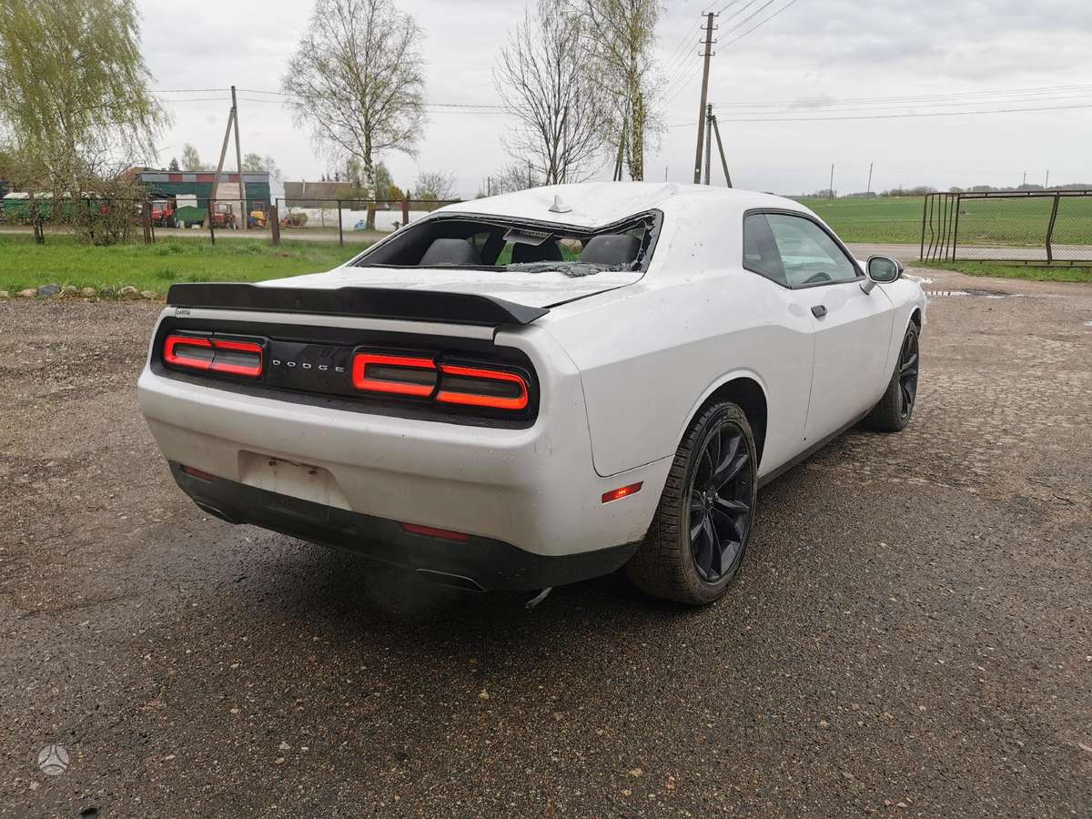 Dodge Challenger
