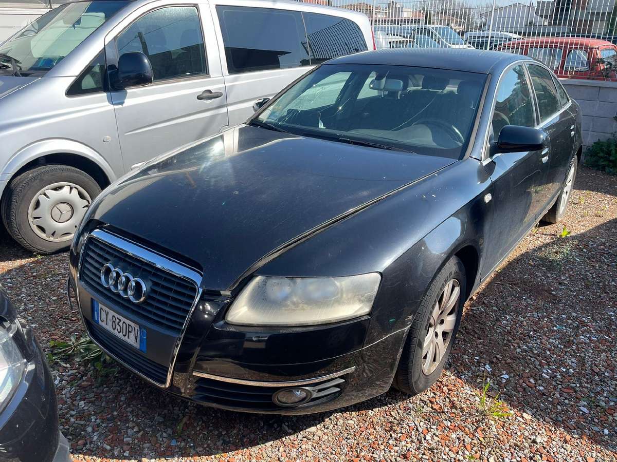 Audi A6 dalimis