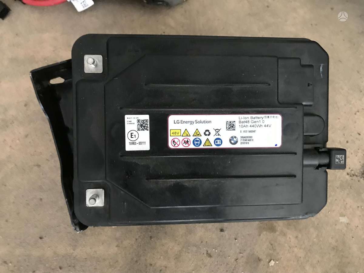BMW 530 hood (front, rear), front grill