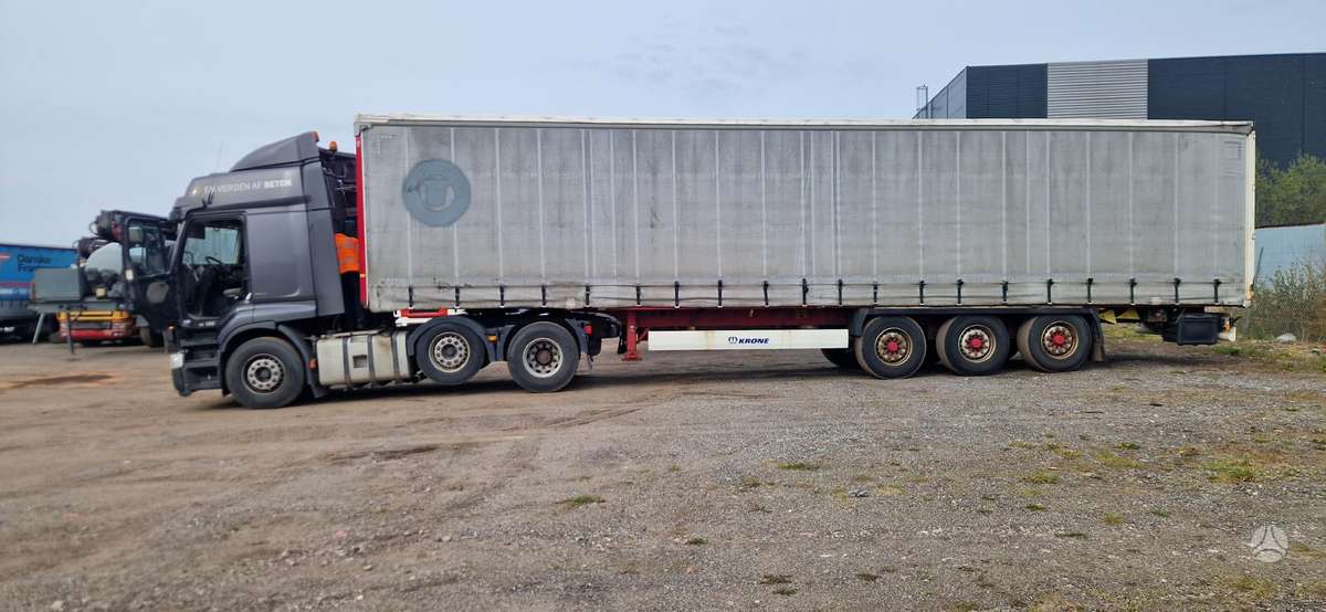 Krone SF, curtain / tarpaulin