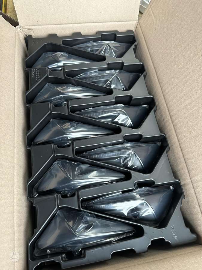 Tesla Model Y по частям