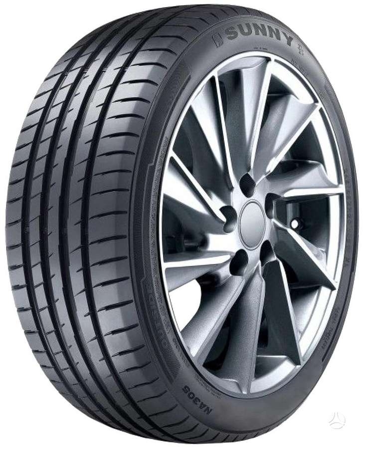 Sunny, summer 225/50 R17