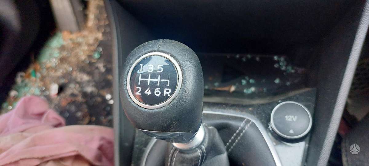 Ford Fiesta, YYJF