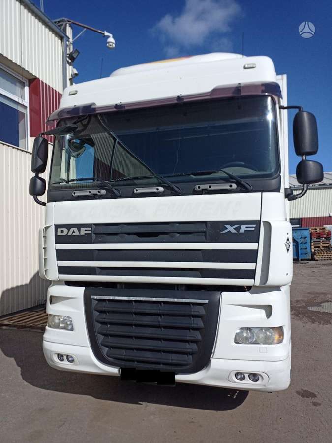 DAF FA XF105, vilcējs