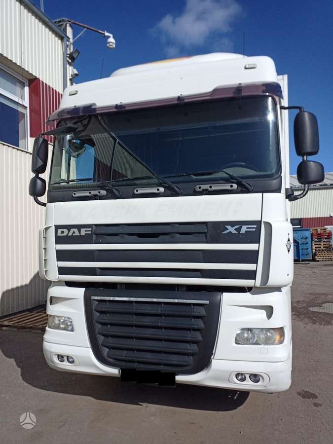 DAF FA XF105, vilkikai