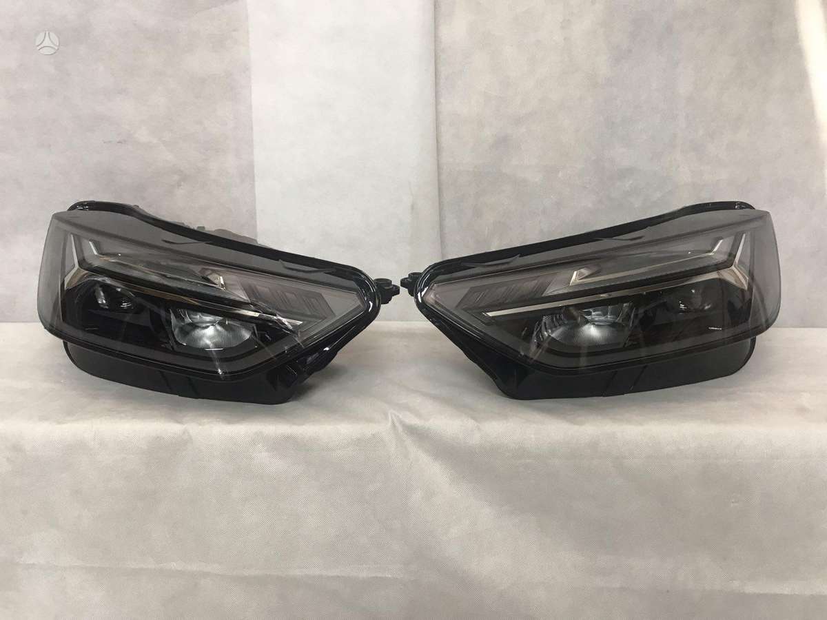 Audi Q5 lights
