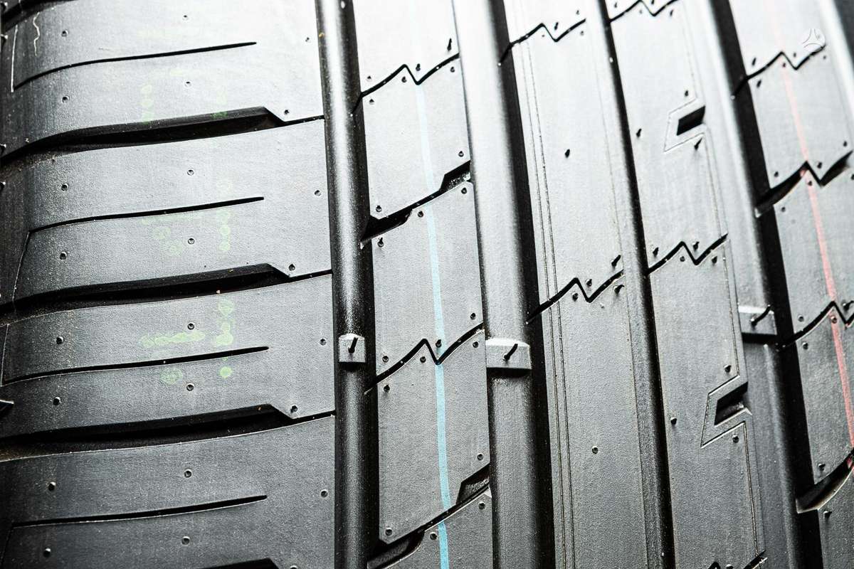 Tracmax X-Privilo RS01+, summer 315/40 R21