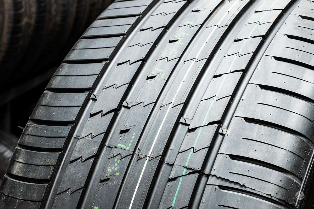 Tracmax X-Privilo RS01+, summer 315/40 R21