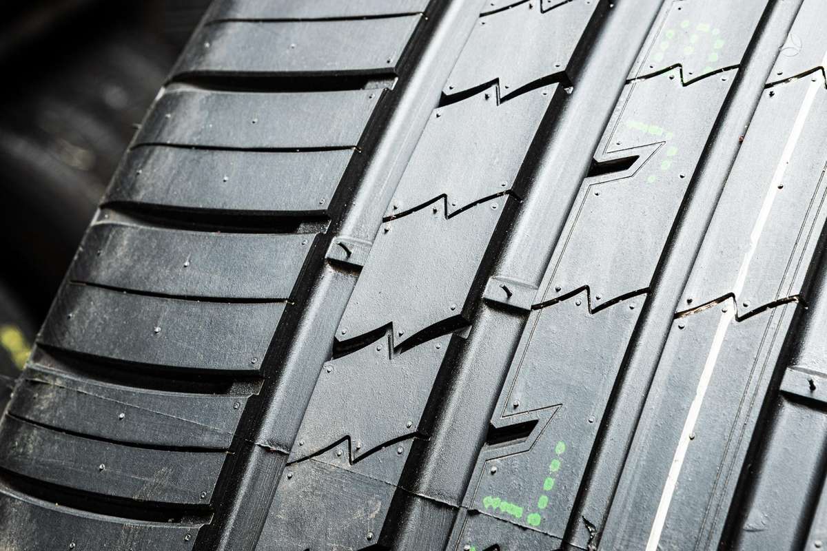 Tracmax X-Privilo RS01+, summer 315/40 R21