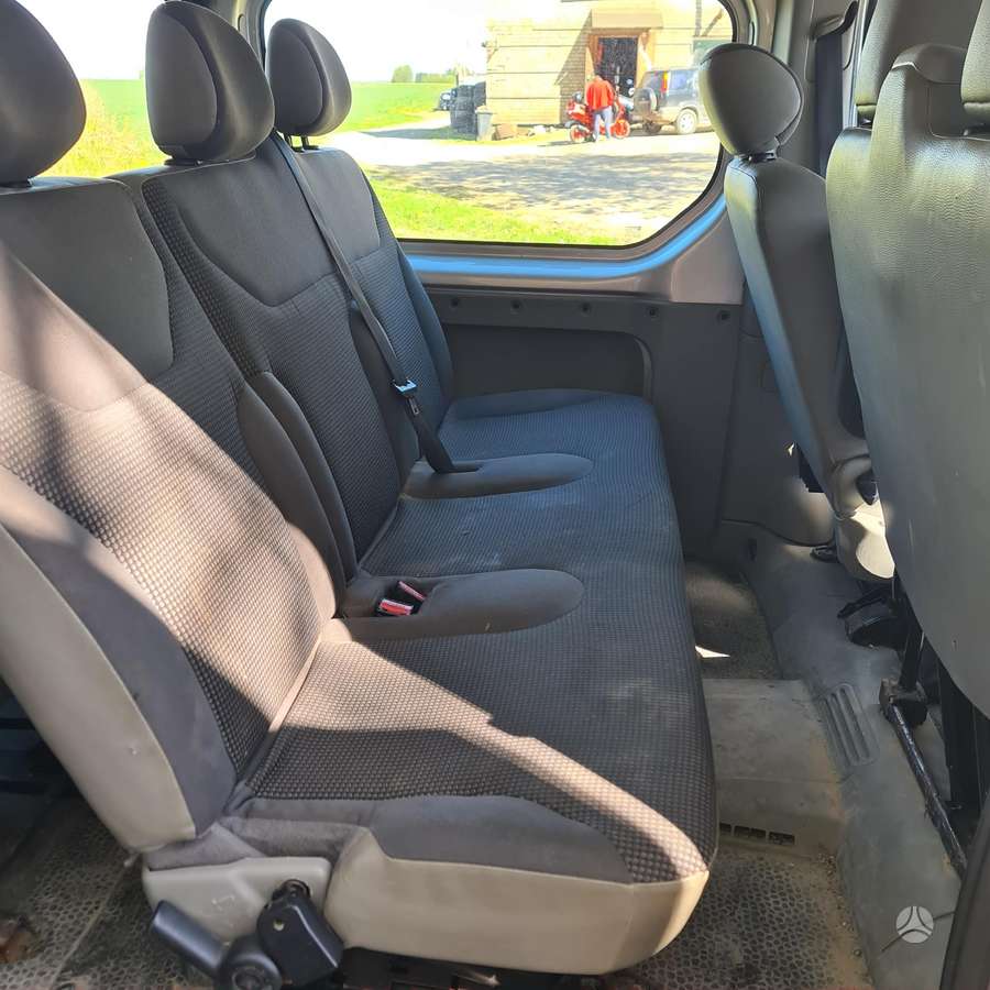 Opel VIVARO, passenger vans