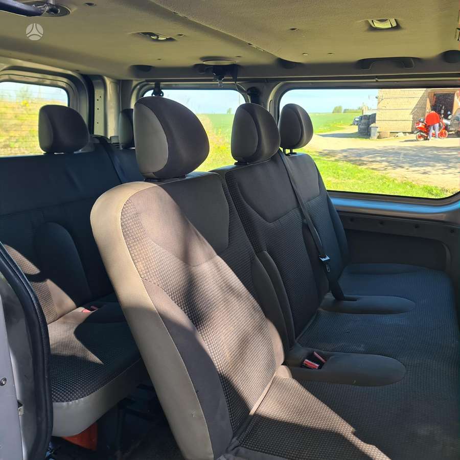 Opel VIVARO, passenger vans