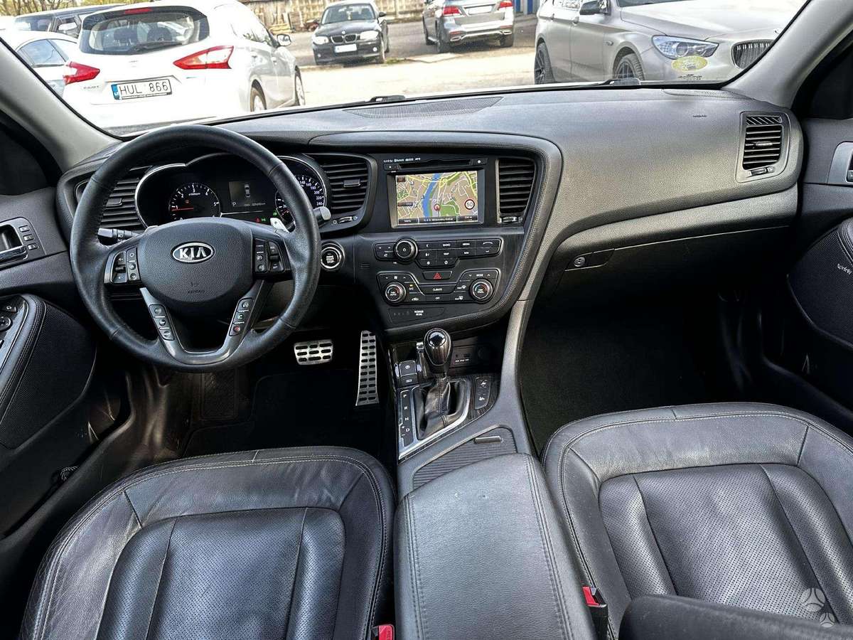 Kia Optima dalimis