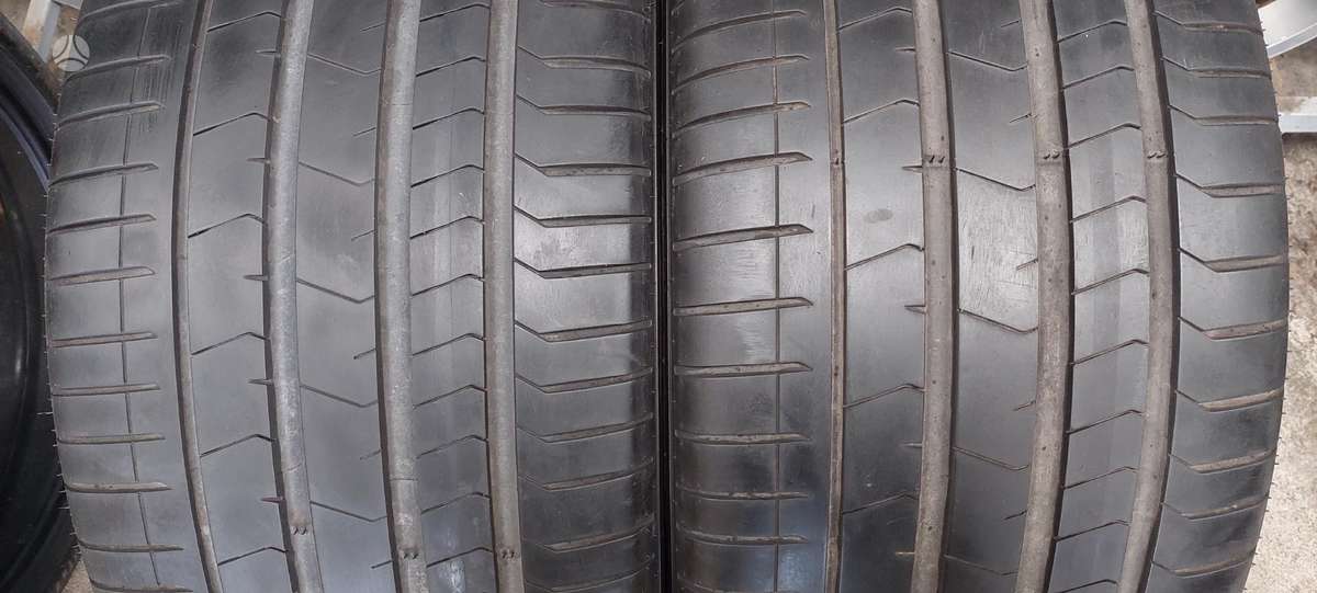 Pirelli, summer 315/30 R22