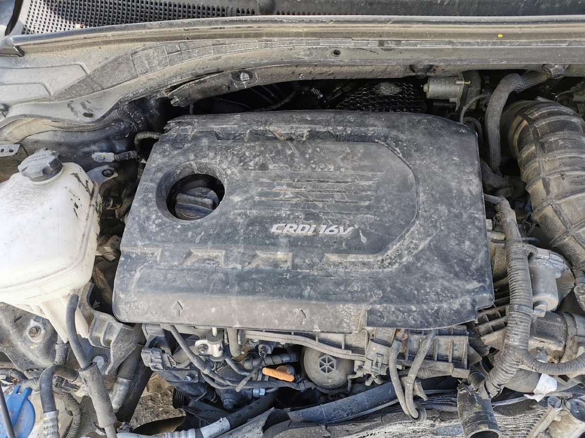 Hyundai i30 dalimis
