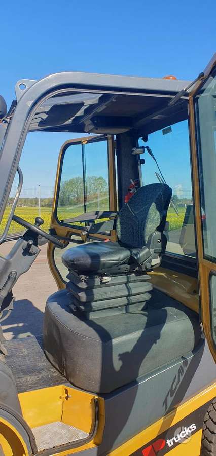 TCM FD25T6, forklifts