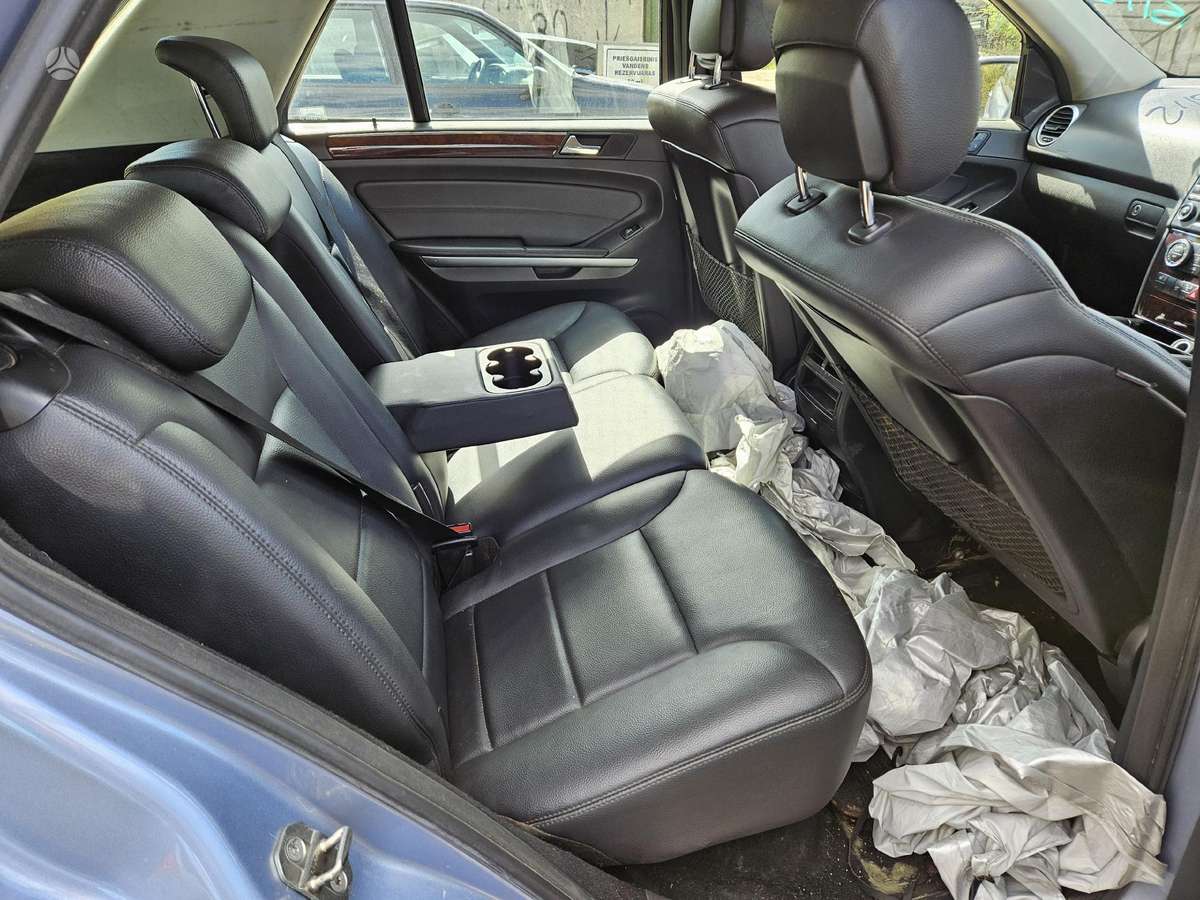 Mercedes-Benz ML320