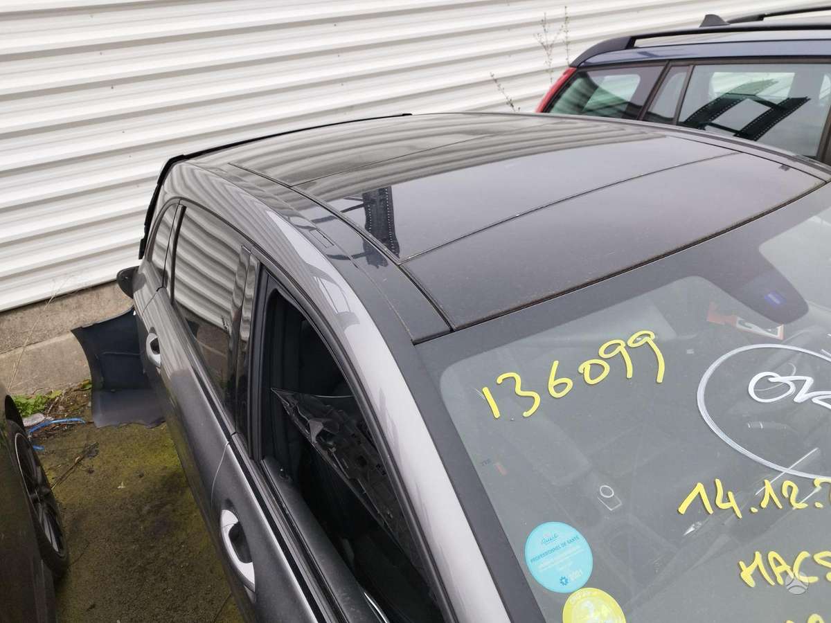 Mercedes-Benz B180 по частям