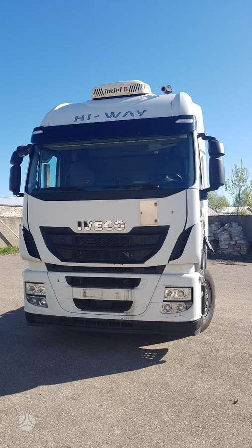Iveco Stralis, vilcējs