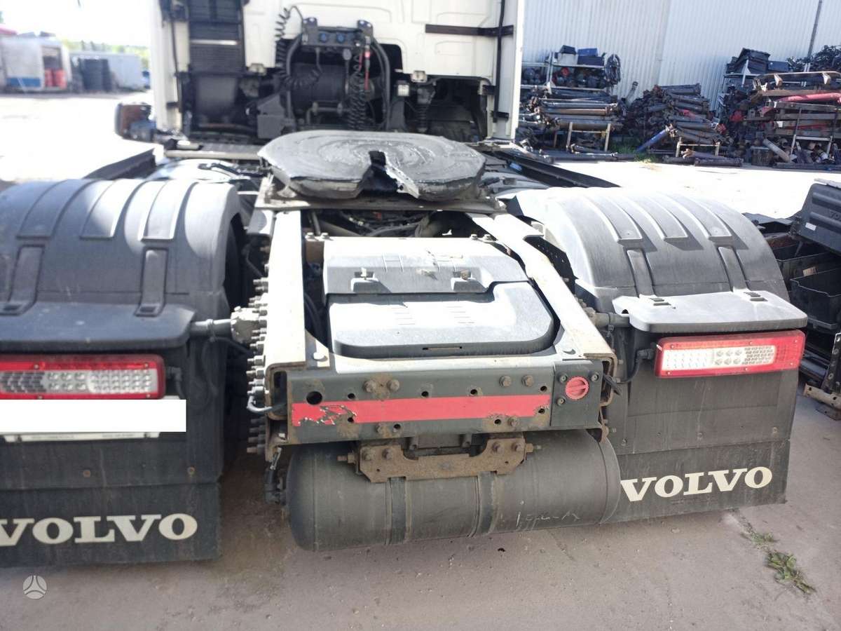 Volvo FH, semi-trailer trucks