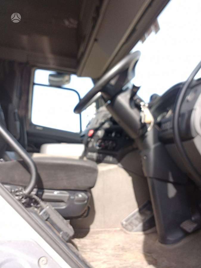DAF CF 460 FTG, vilkikai