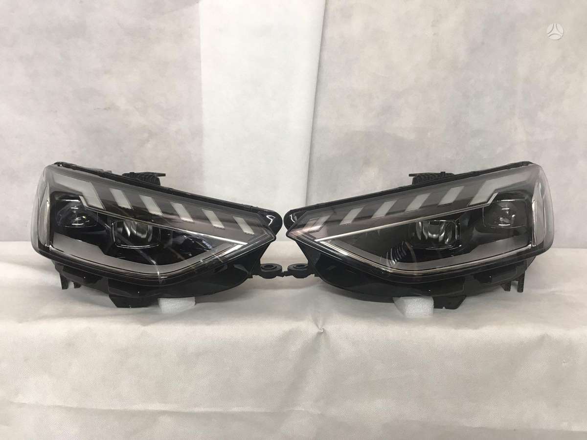 Audi A4 lights